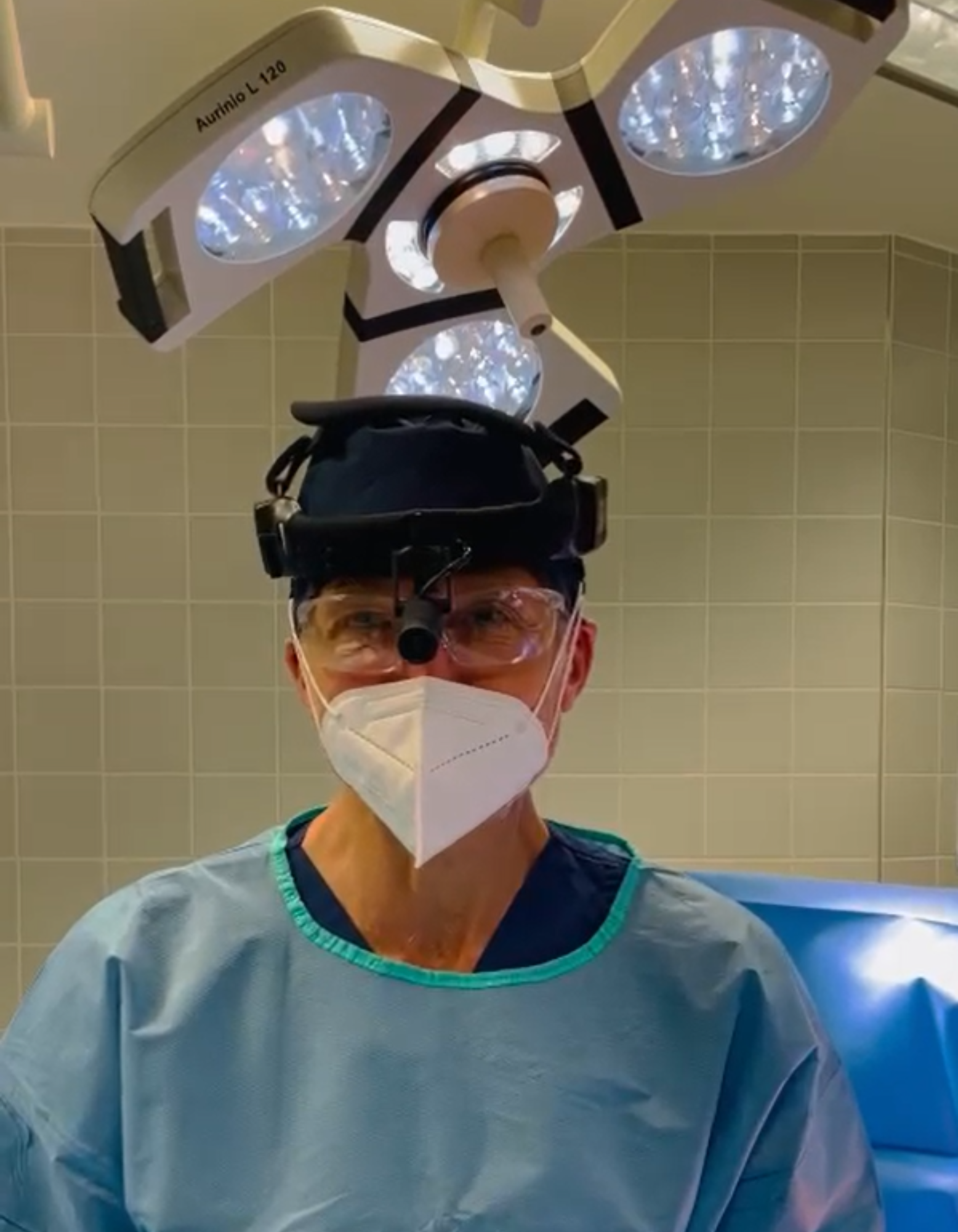 Schmerzen Nach OP Dr Med Edouard Manassa